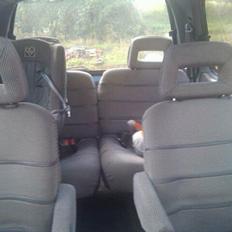Nissan serena 2.0  7 pers