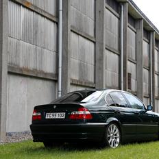 BMW E46 323i (solgt)