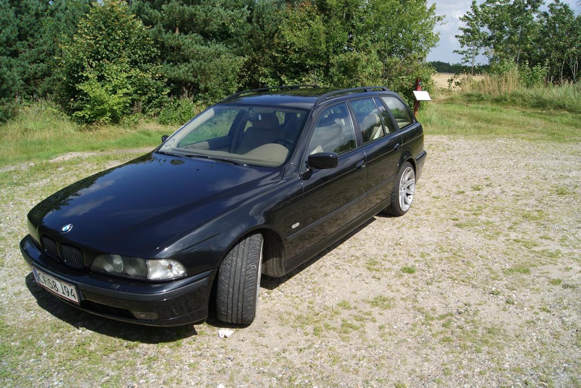 BMW 528i "Solgt" billede 1