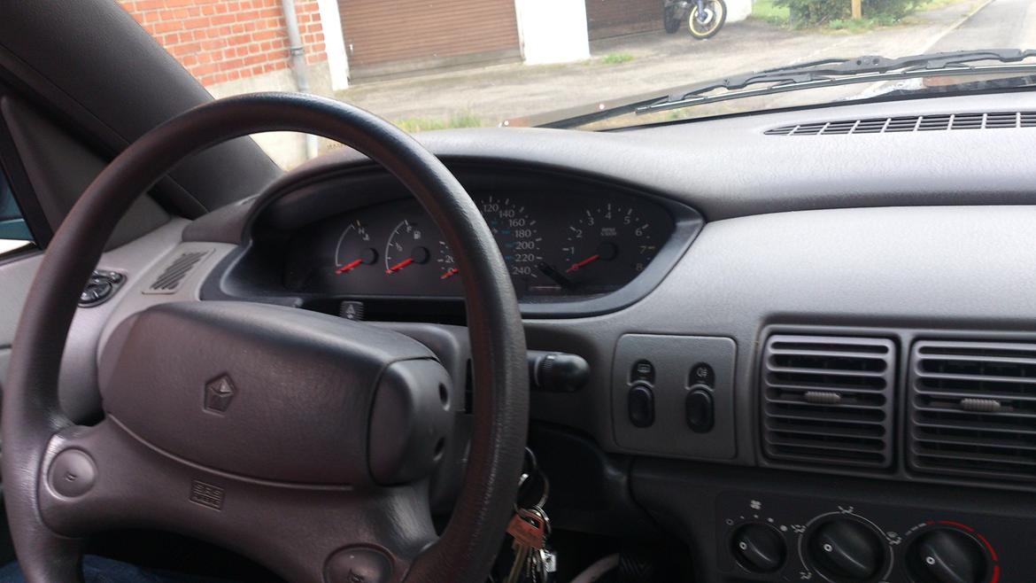 Chrysler neon 2,0 16v  solgt billede 4