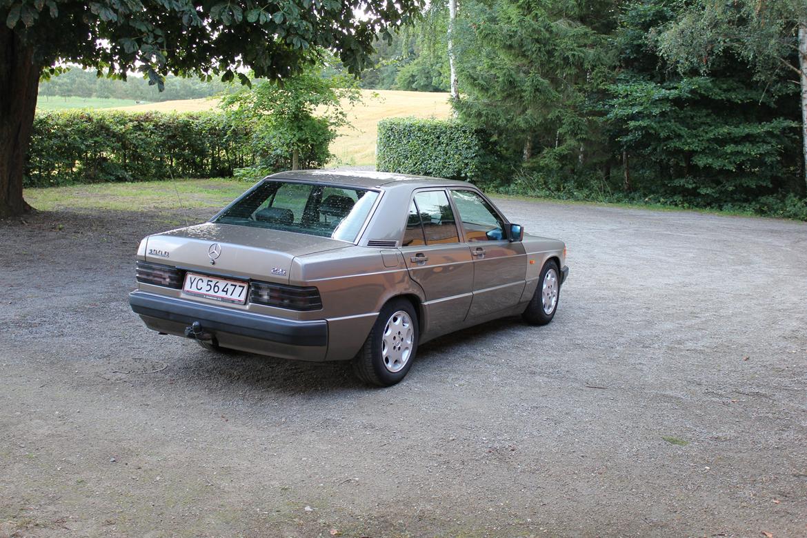 Mercedes Benz 190 D billede 18