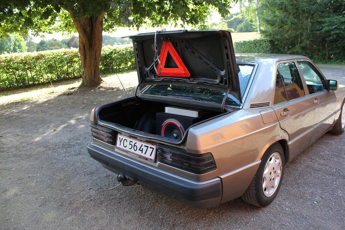 Mercedes Benz 190 D billede 20