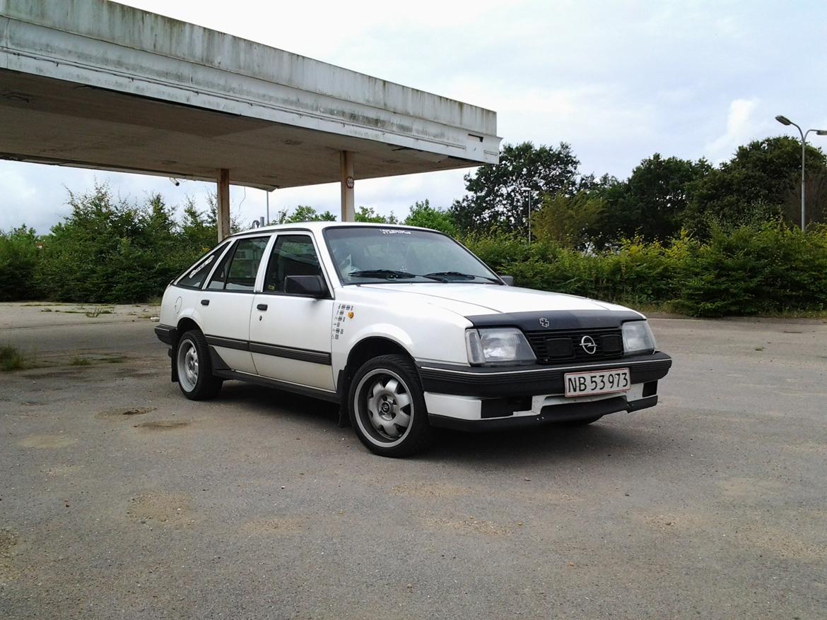 Opel Ascona c cc 2.0i billede 2