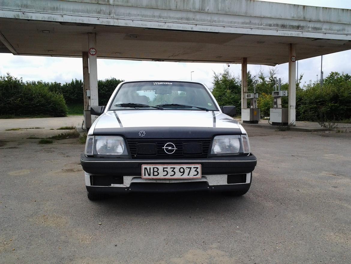 Opel Ascona c cc 2.0i billede 3