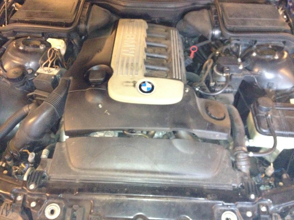 BMW E 39 530 D (solgt d 29/1-2013) billede 10