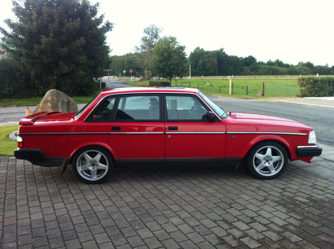 Volvo 240 GL MADE IN SWEDEN billede 5