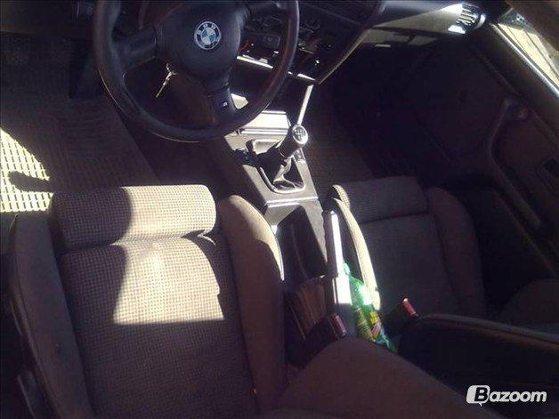 BMW 320i 325i E30 M-tech solgt billede 6