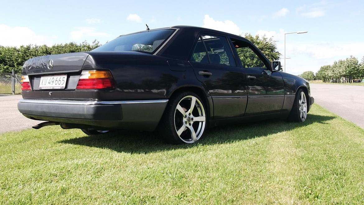 Mercedes Benz 230 E  W124 billede 4