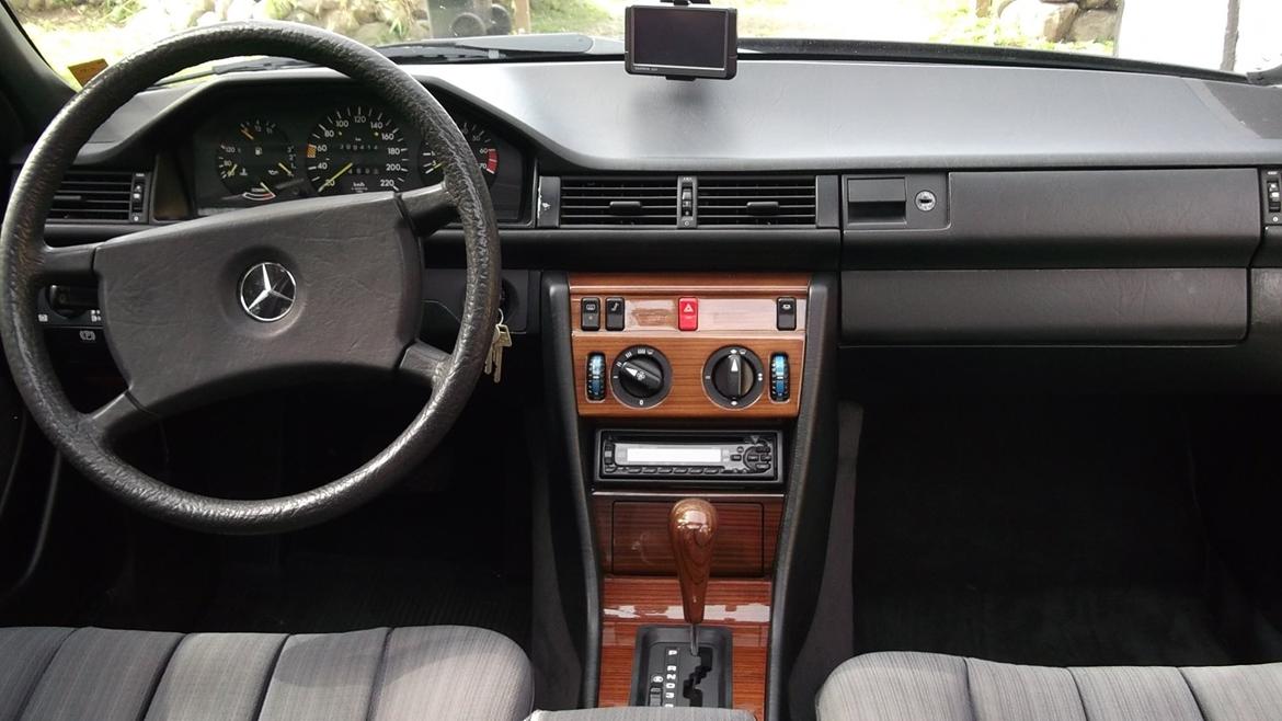 Mercedes Benz 230 E  W124 billede 8