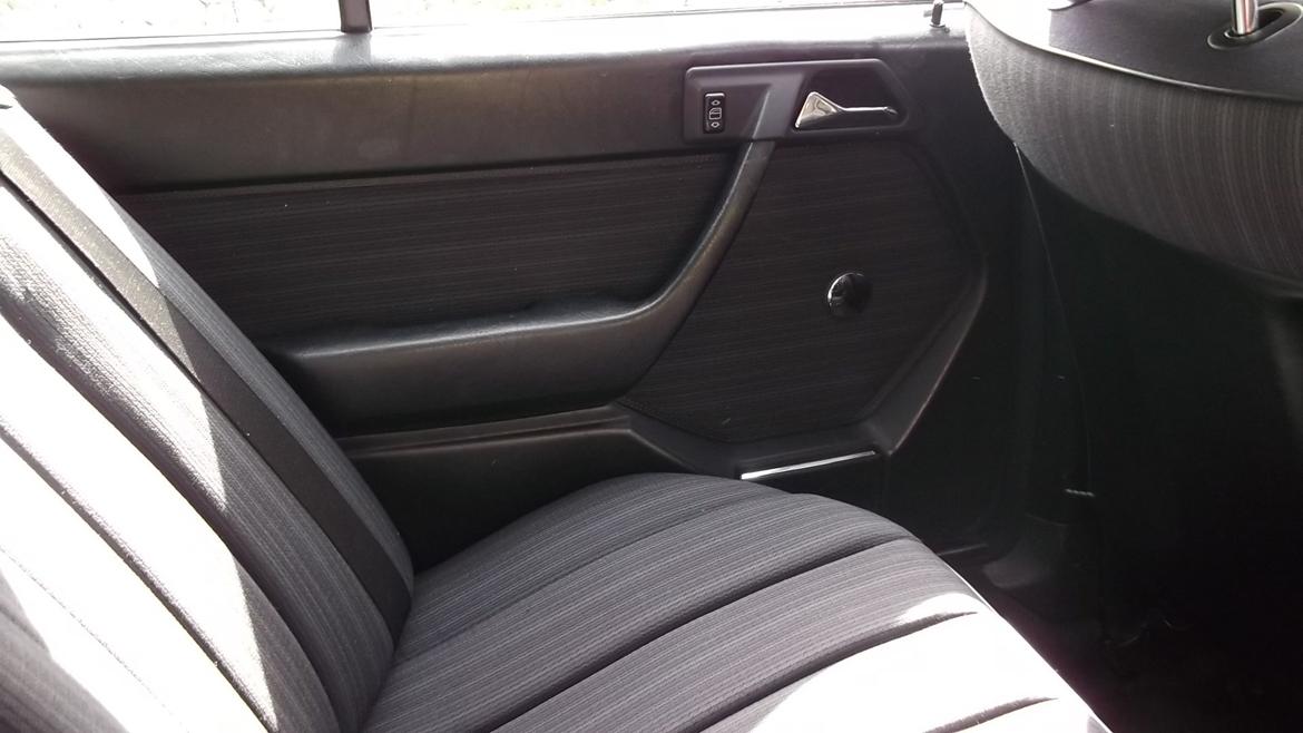 Mercedes Benz 230 E  W124 billede 9