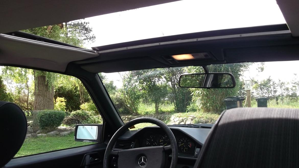 Mercedes Benz 230 E  W124 billede 10