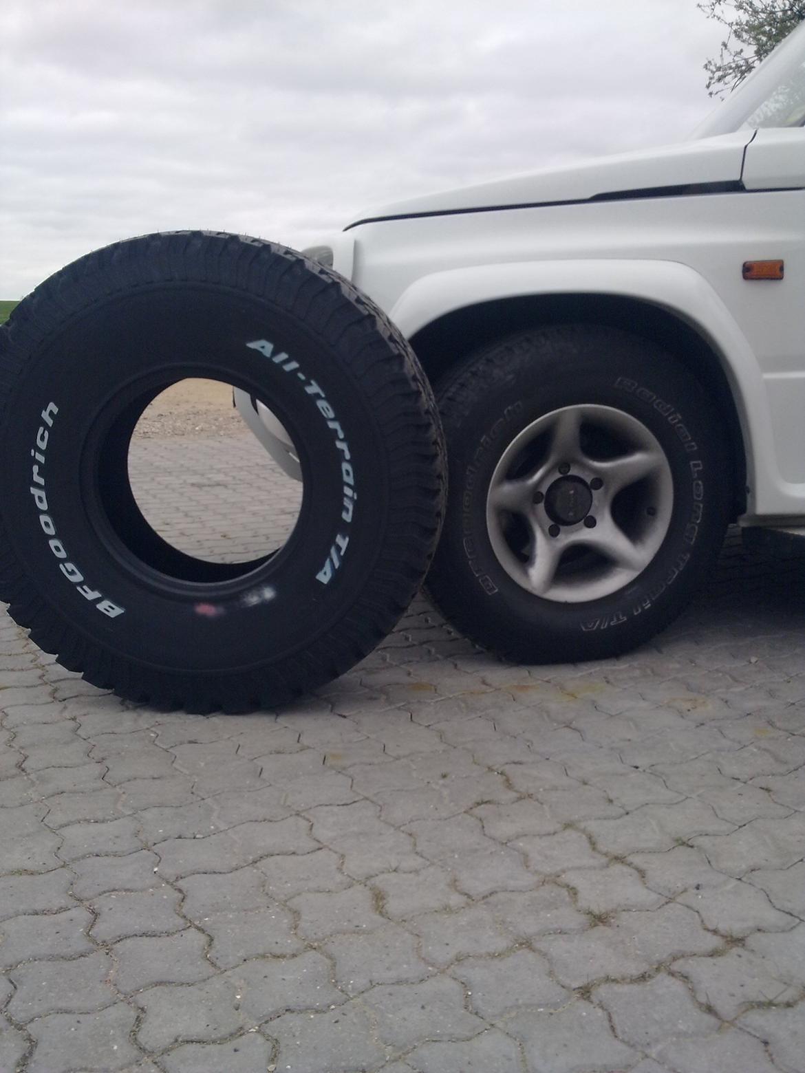 Suzuki vitara jlx canvastop - lidt forskel er der fra en landcruiser og sukien billede 5