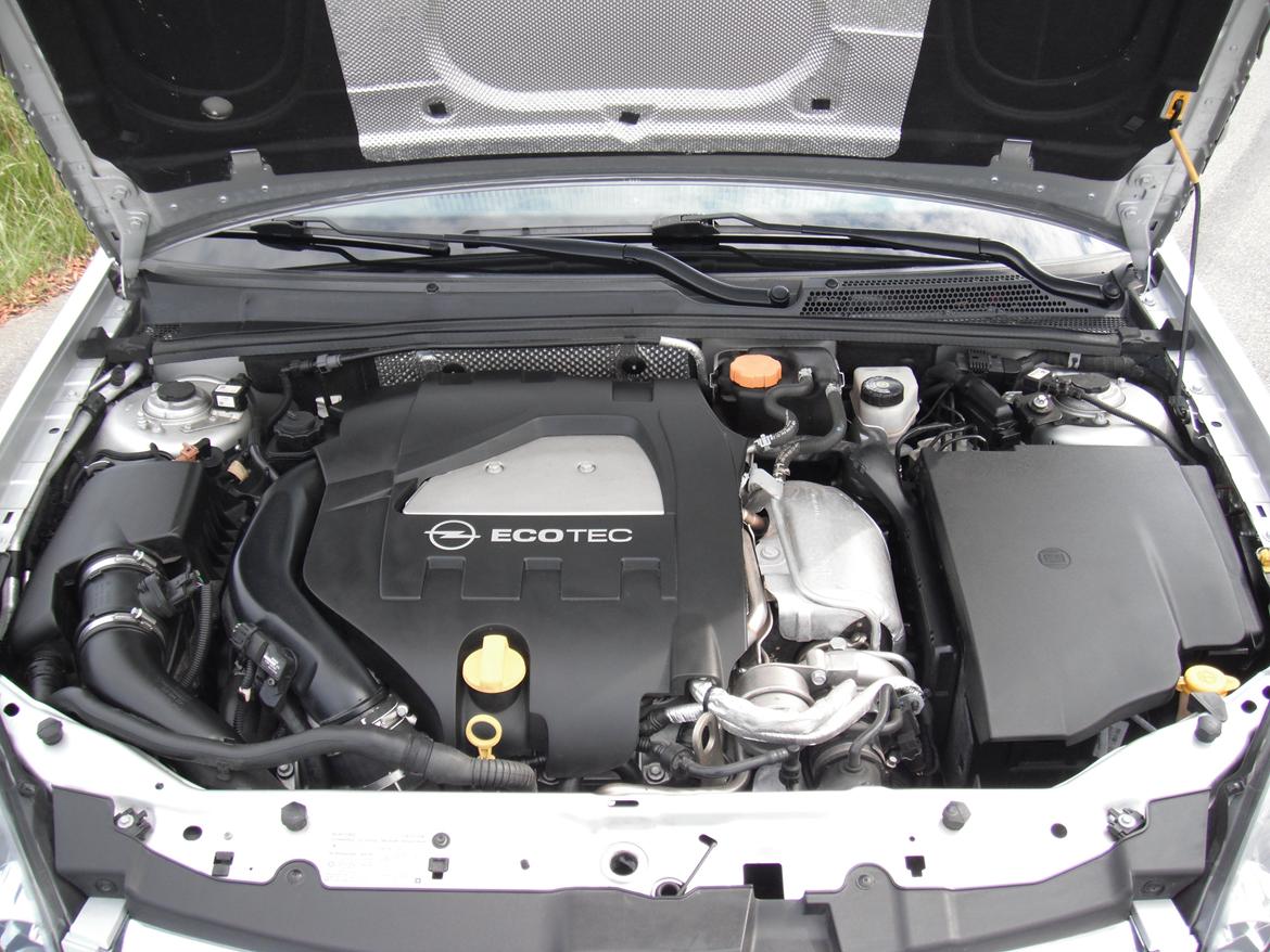 Opel Vectra 2,8 v6 solgt ! billede 9
