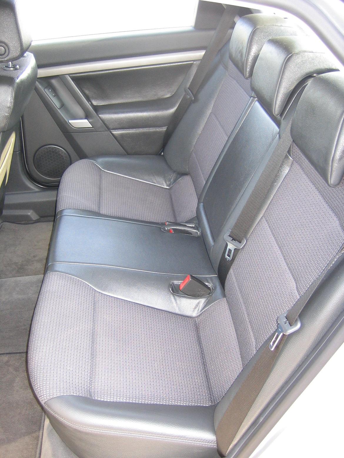 Opel Vectra 2,8 v6 solgt ! billede 13