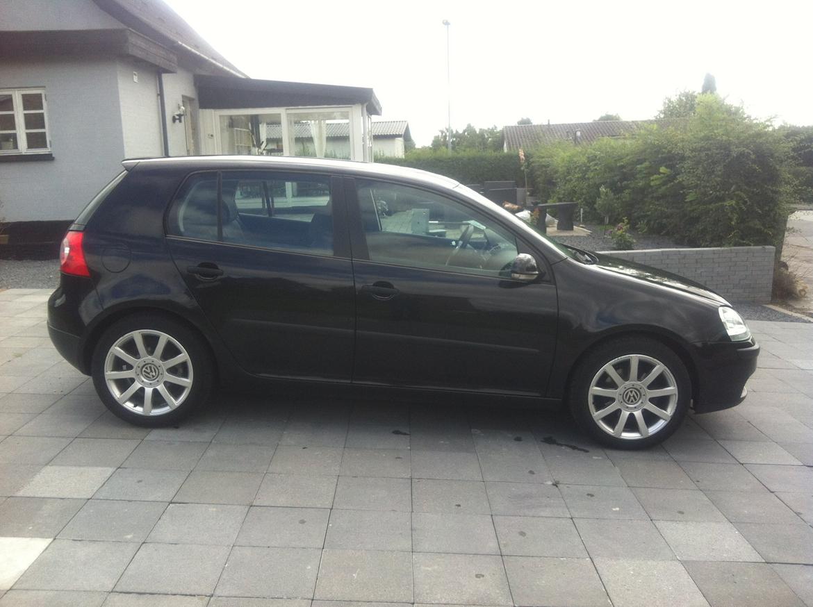 VW Golf 5 1.6 FSI billede 3