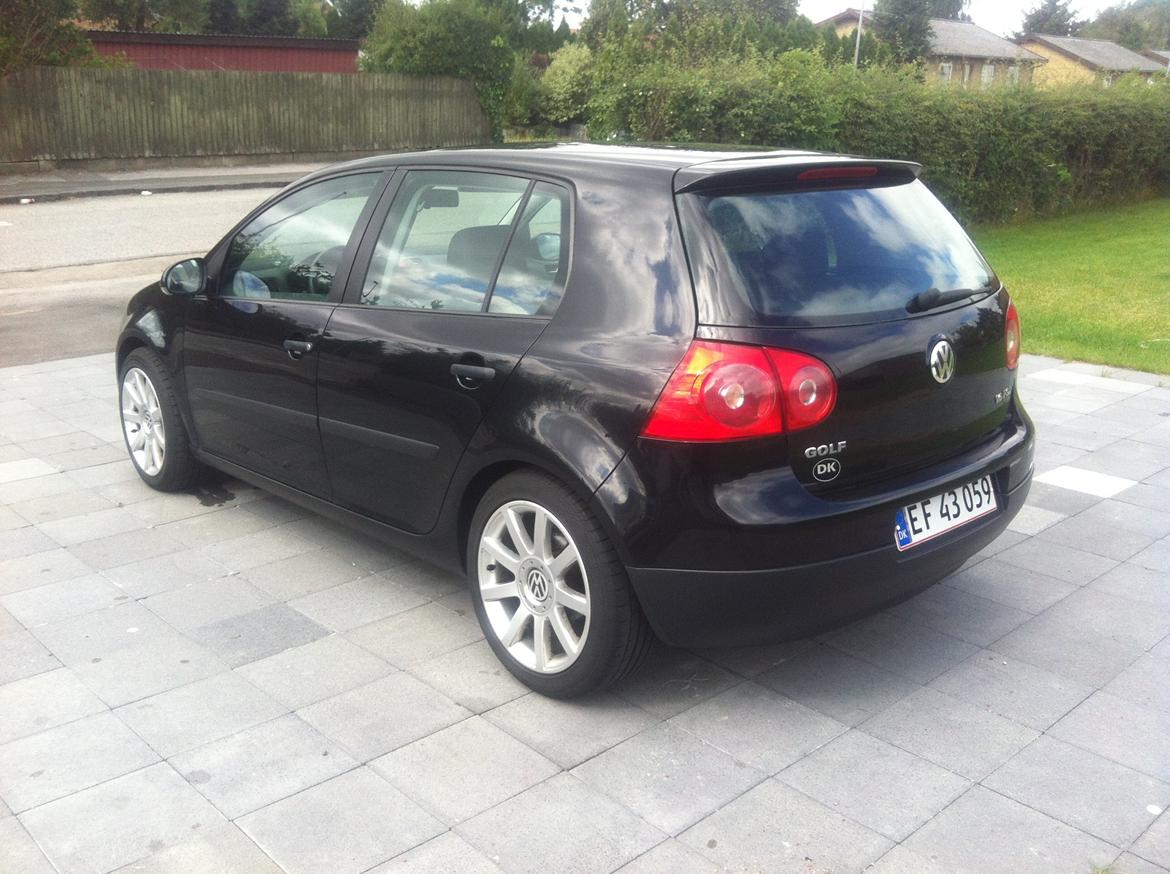 VW Golf 5 1.6 FSI billede 5