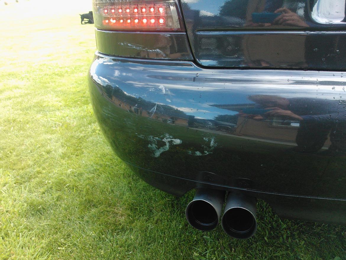 Audi A4 B5 - Solgt - Maling fra anden bil trykt på, kan fjernes ved polering billede 16