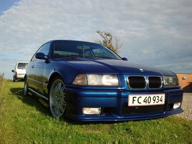 BMW 320i coupé Tidligere bil billede 2