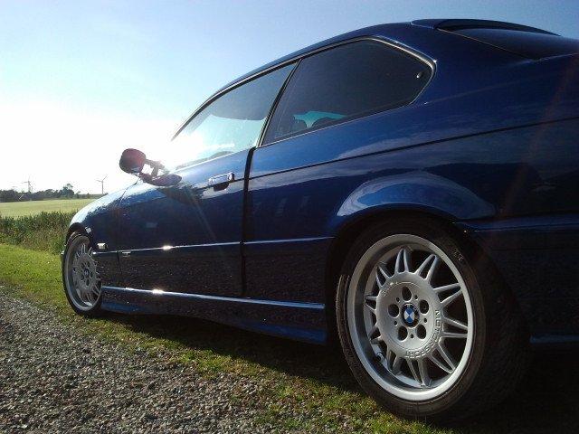 BMW 320i coupé Tidligere bil billede 6