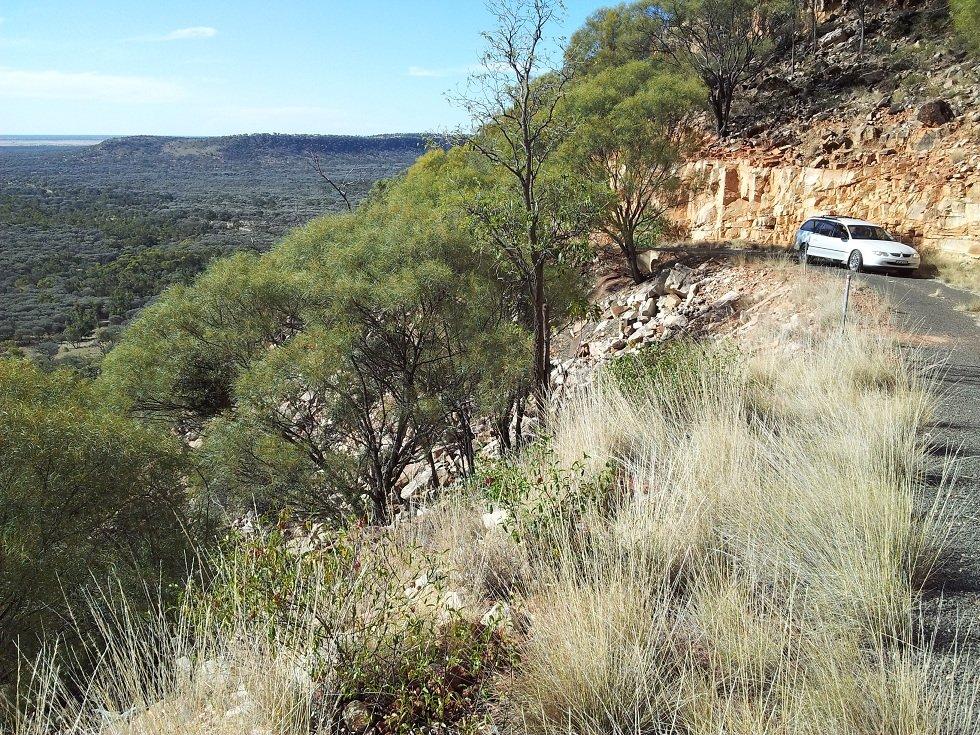 Amerikaner Holden Commodore 3.8L V6 VTII Wagon - Mount Oxley (Australien) i baggrunden. billede 5