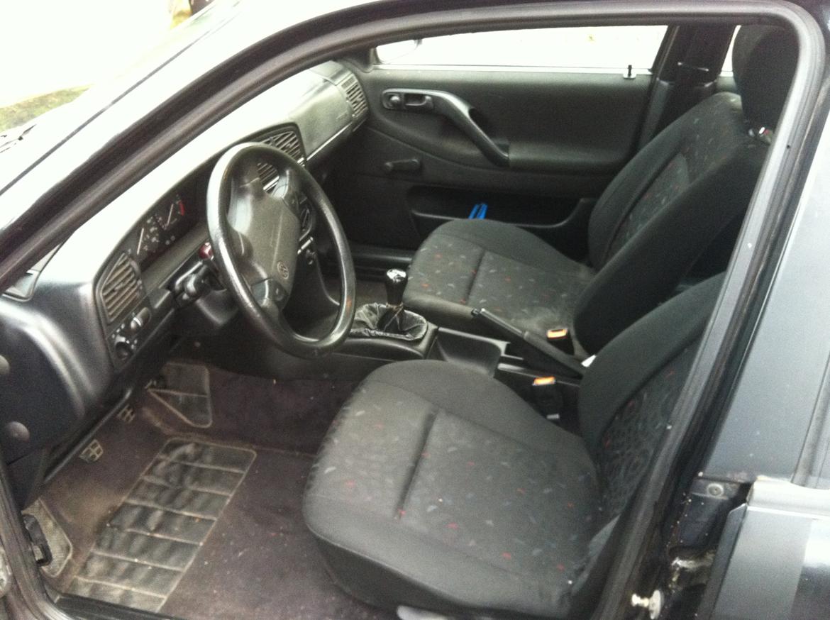 VW Passat 1.8 Variant billede 10