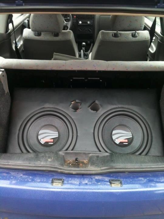 VW Polo 6n 1.6 - Gamle subwoofers! billede 8