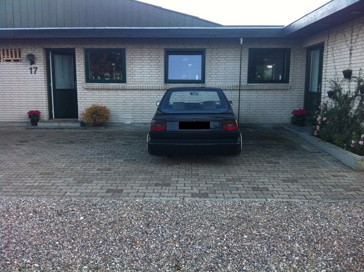 VW Jetta GTI AIRRIDE! - Læg mærke til at man kan se fælgkanten i begge sider. Der er godt med stræk i ! billede 4