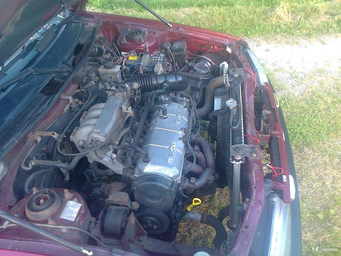 Mazda 323 sedan billede 5