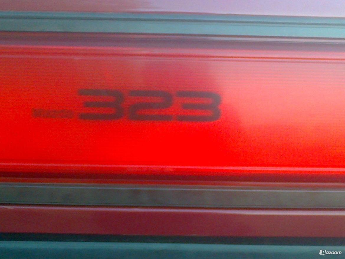 Mazda 323 sedan billede 15