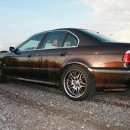 BMW 528i [SOLGT]