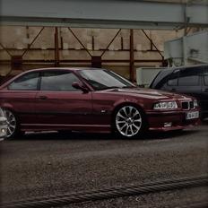 BMW e36 coupé 320i vanos aut.