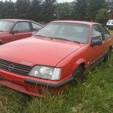 Opel Monza 3.0i GSE