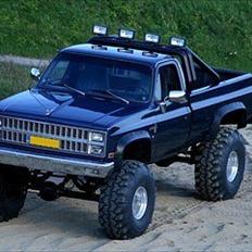 Chevrolet K20 6.2L V8 MONSTER