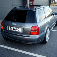 Audi S4 Avant Quattro