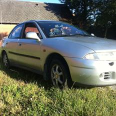 Mitsubishi carisma 1,8 gls