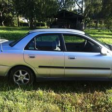 Mitsubishi carisma 1,8 gls