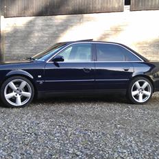 Audi A6 2.6 V6 C4