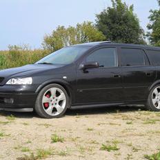 Opel astra 2,0 16v stc edition 100