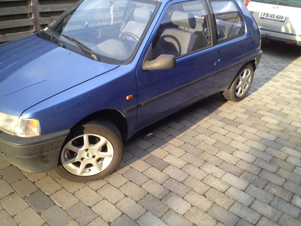 Peugeot 106 1.1 Zenith [Totalskadet] billede 16