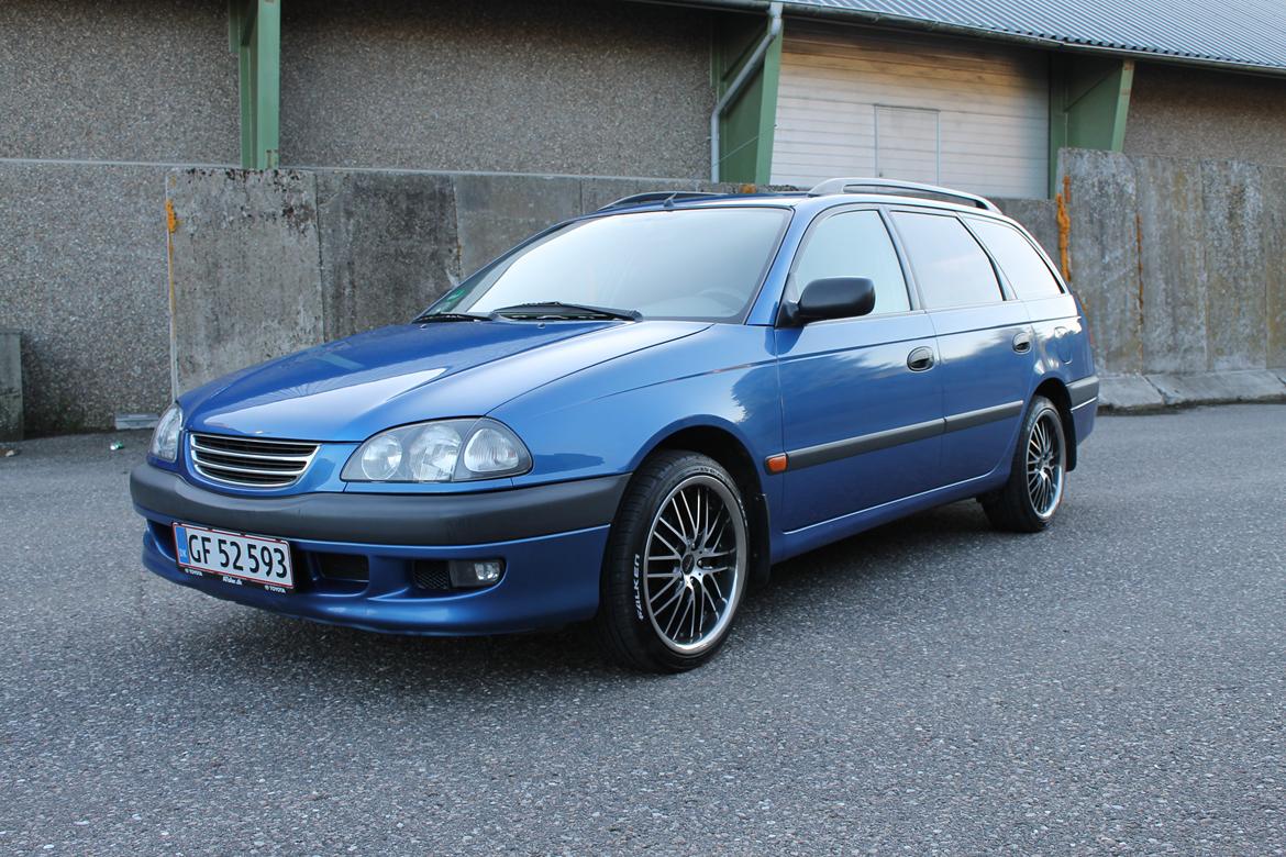 Toyota Avensis billede 13