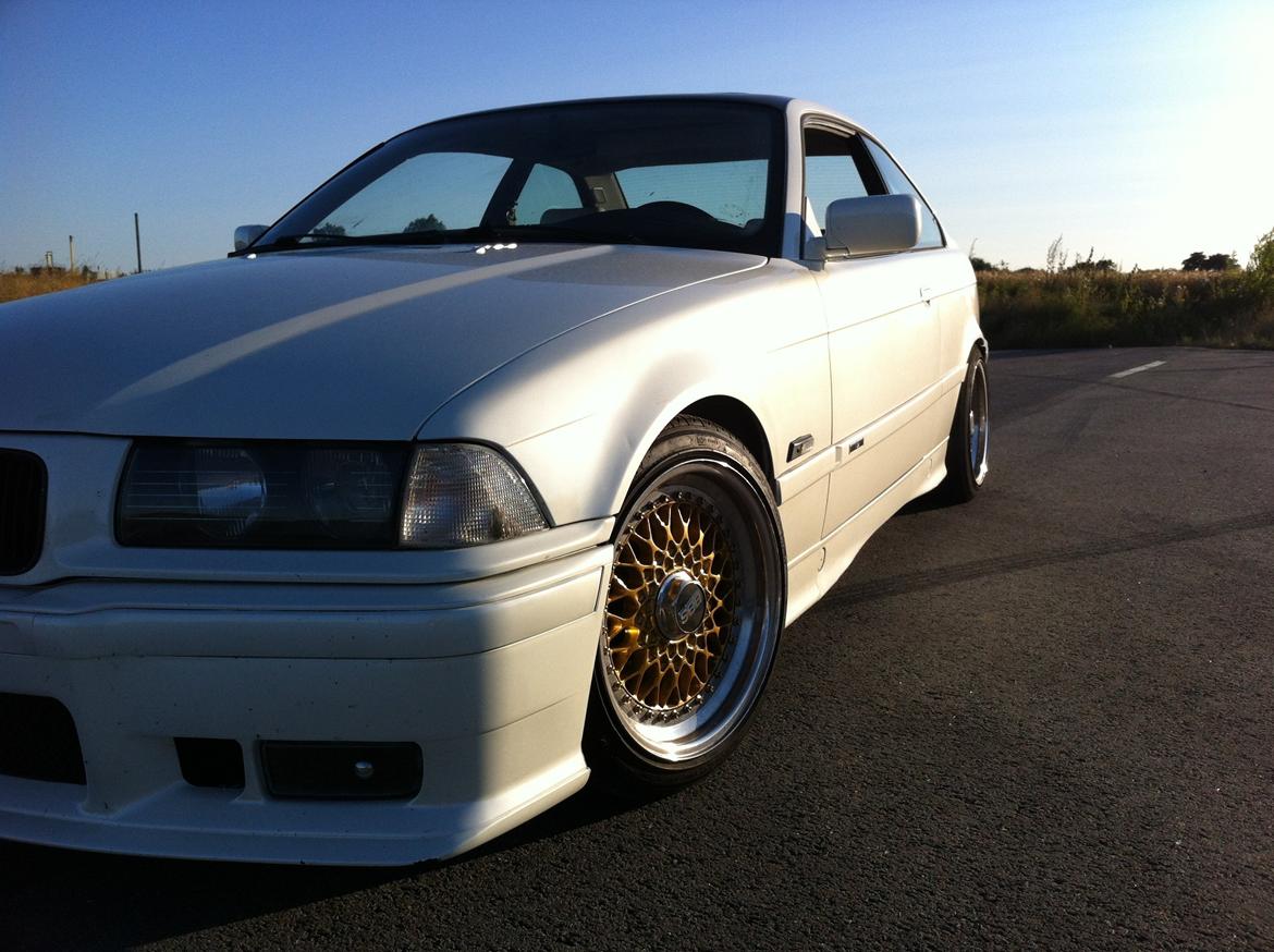 BMW 320I E36 Coupé billede 2