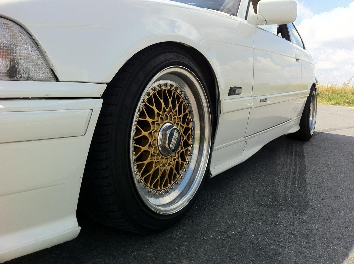 BMW 320I E36 Coupé billede 3