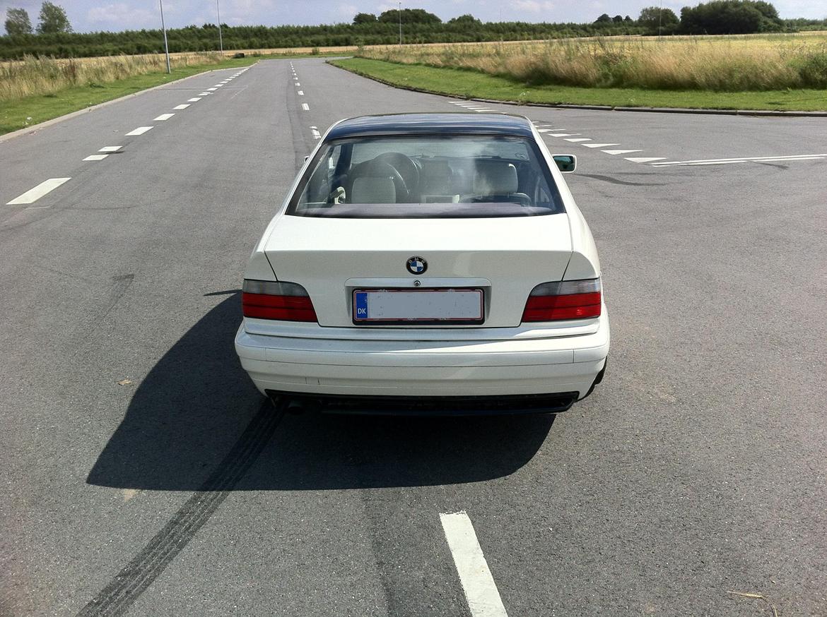 BMW 320I E36 Coupé billede 4