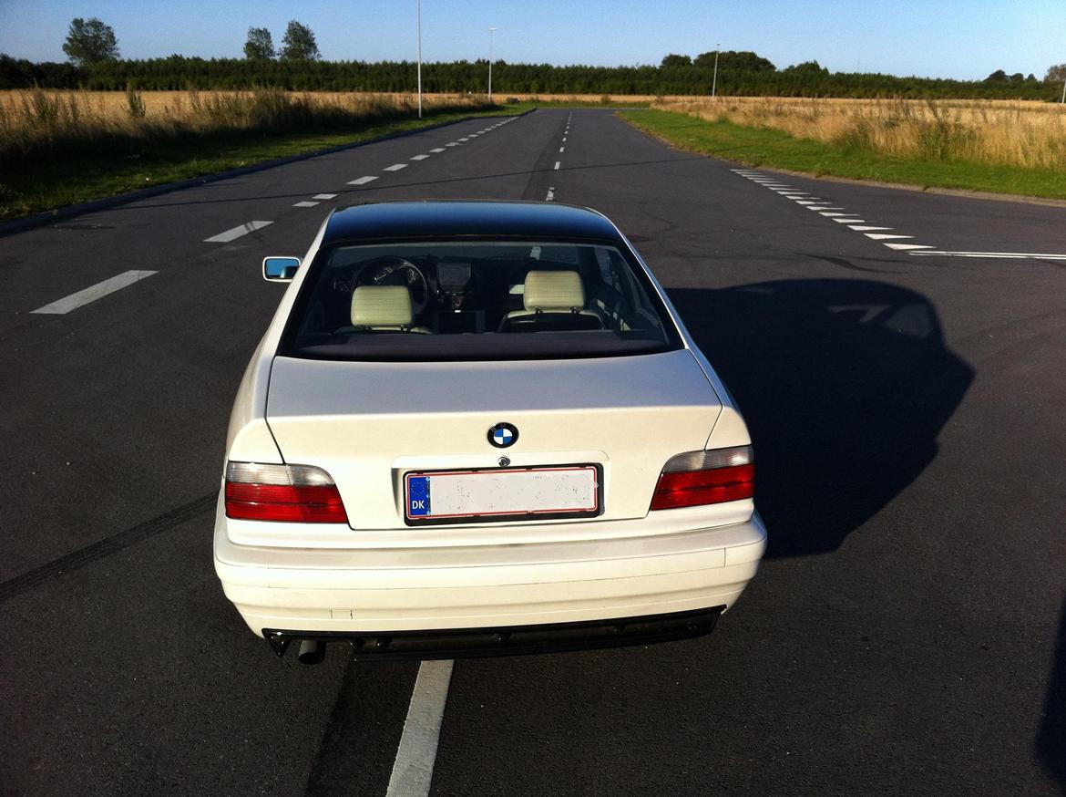 BMW 320I E36 Coupé billede 7
