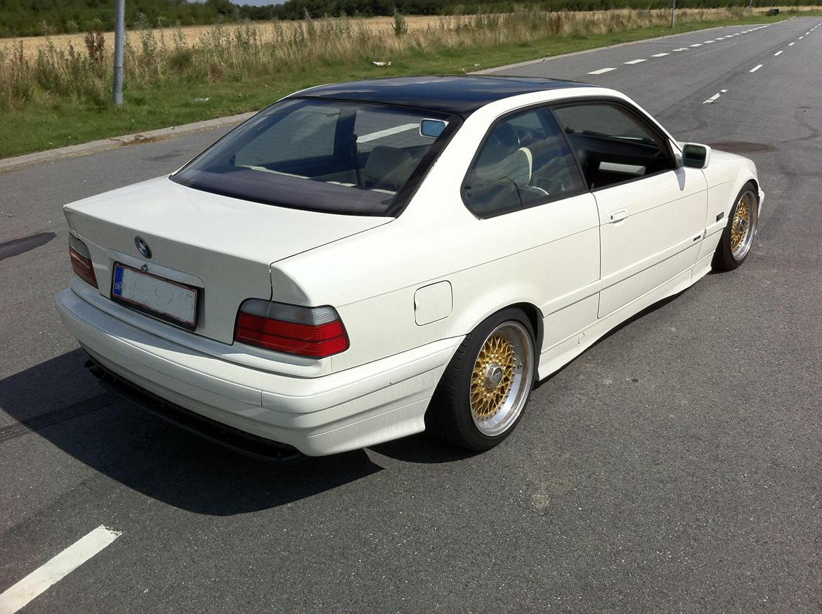 BMW 320I E36 Coupé billede 8