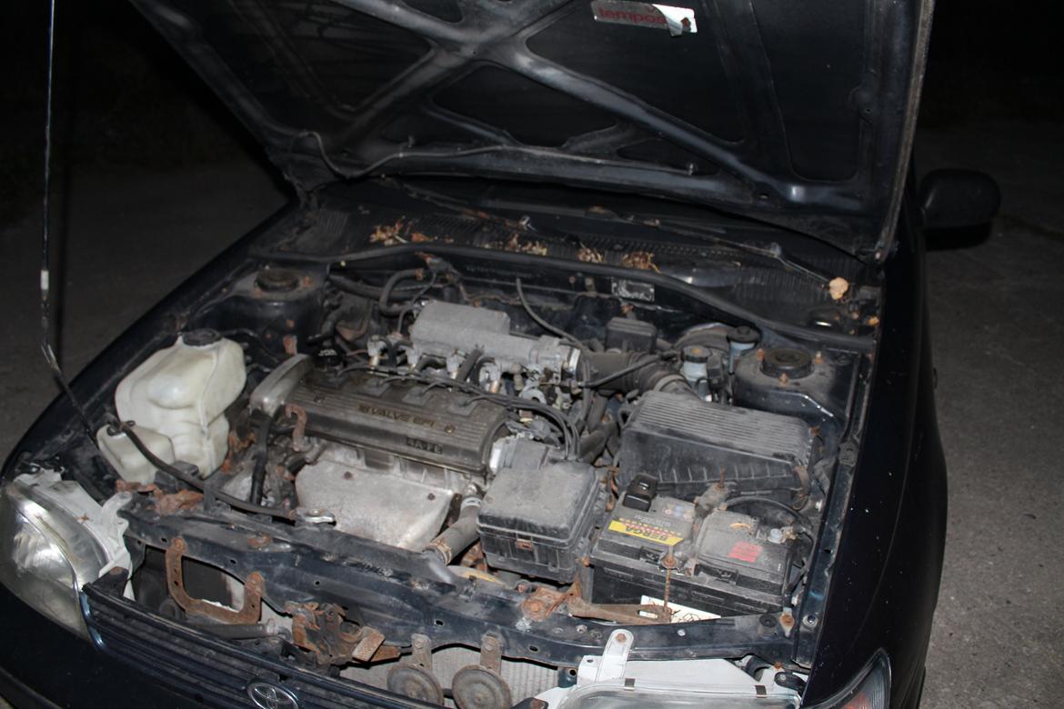 Toyota Carina 1.6 SLI MK III billede 8