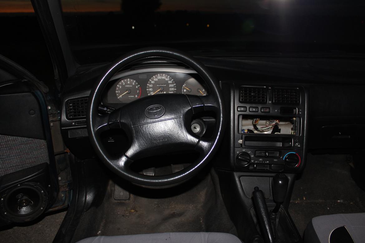 Toyota Carina 1.6 SLI MK III billede 16