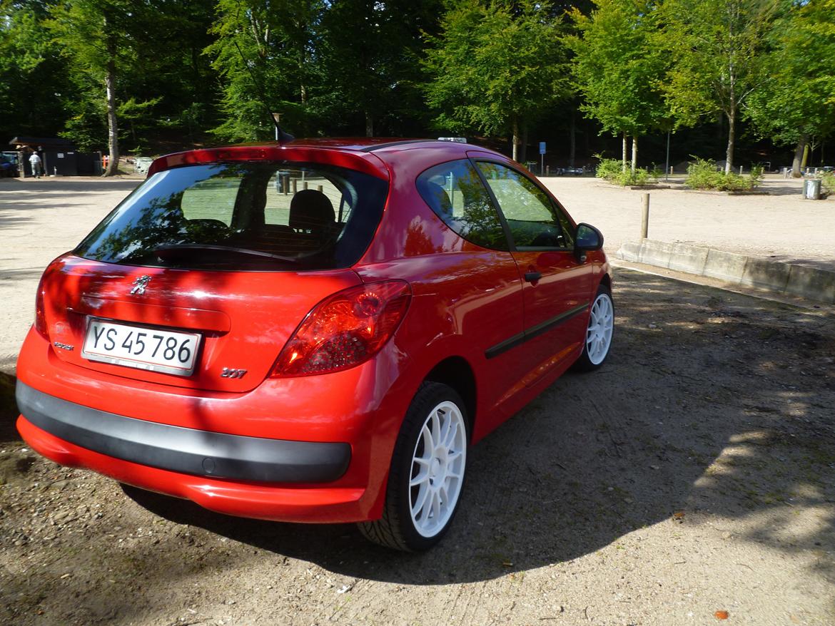 Peugeot 207 billede 8