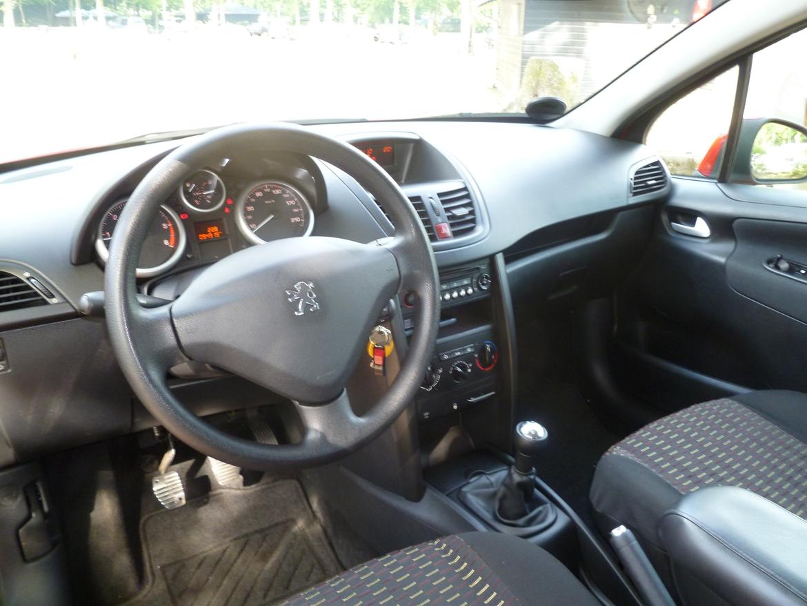 Peugeot 207 billede 11