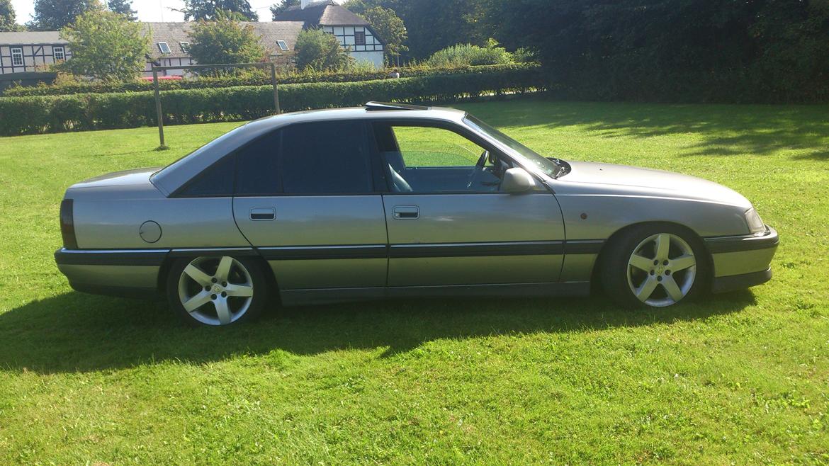 Opel omega A 2,6 billede 5